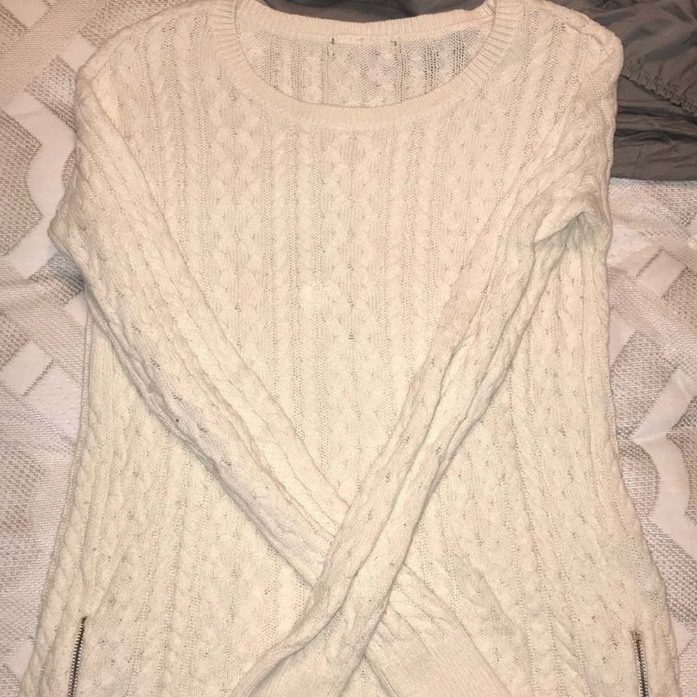 AEO Sweater